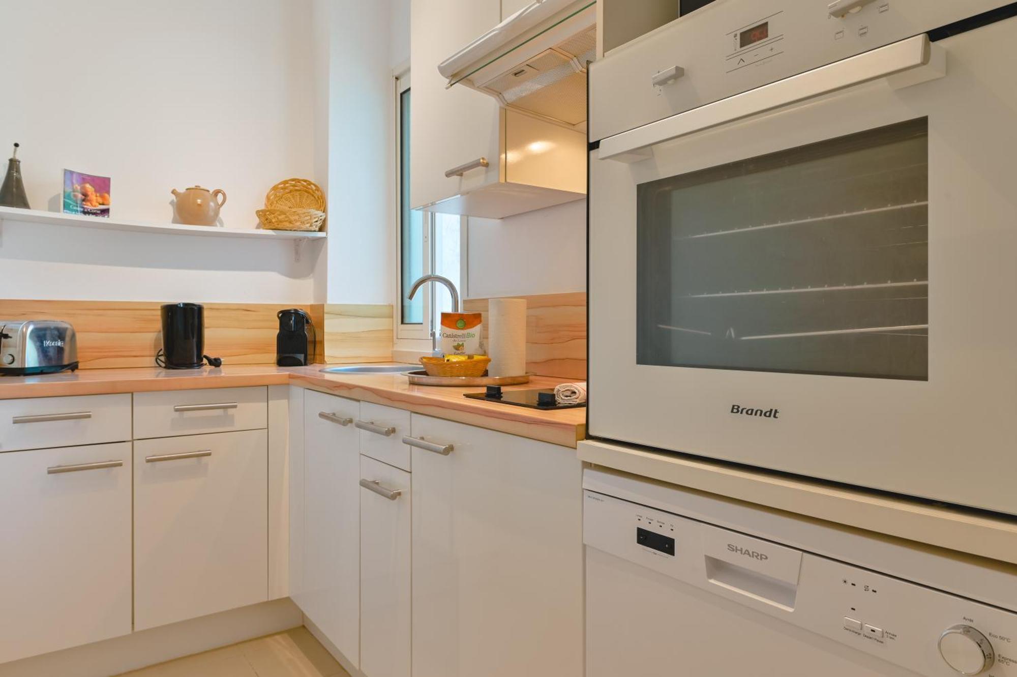 Charmant Appartement - Jardinet Prive - 5 Minutes Des Plages Sanguinaires - Ajaccio Bagian luar foto